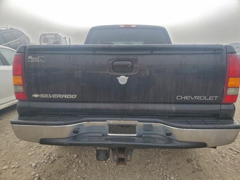 Photo 6 from auction – 2002 CHEVROLET SILVERADO with VIN 2GCEC19TX21333345