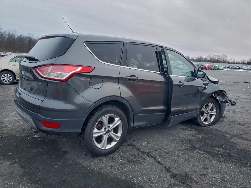 Photo 3 from auction – 2015 FORD ESCAPE SE with VIN 1FMCU0G79FUA27330