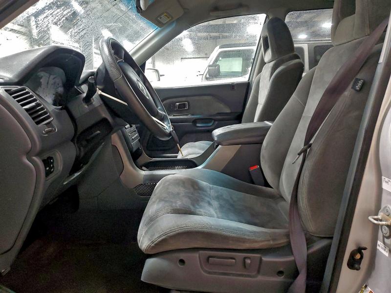 Photo 7 from auction – 2005 HONDA PILOT EX with VIN 2HKYF18445H532182