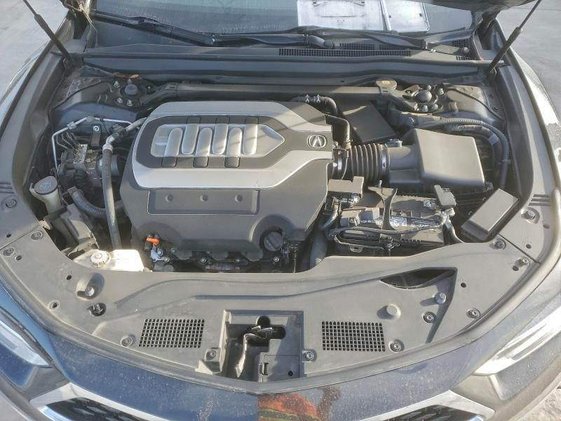 Photo 11 from auction – 2018 ACURA RLX TECH with VIN JH4KC1F59JC000926