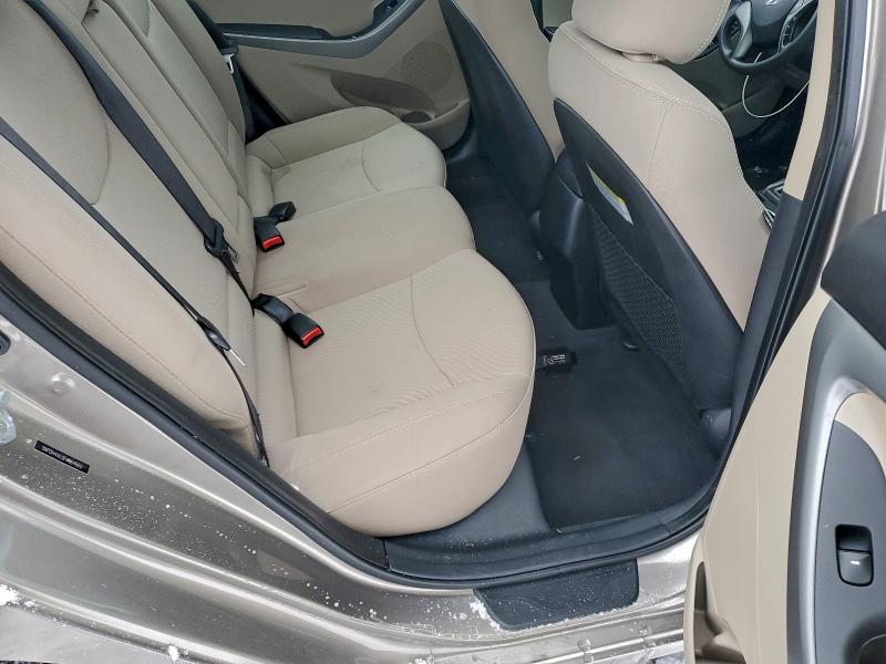 Photo 10 from auction – 2015 HYUNDAI ELANTRA SE with VIN 5NPDH4AE0FH564660