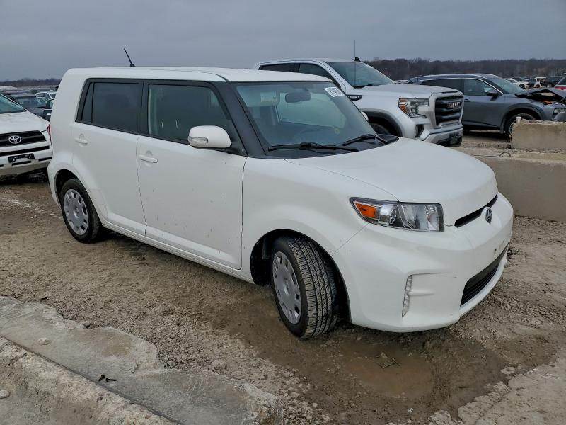 Photo 4 from auction – 2015 TOYOTA SCION XB with VIN JTLZE4FE3FJ069288