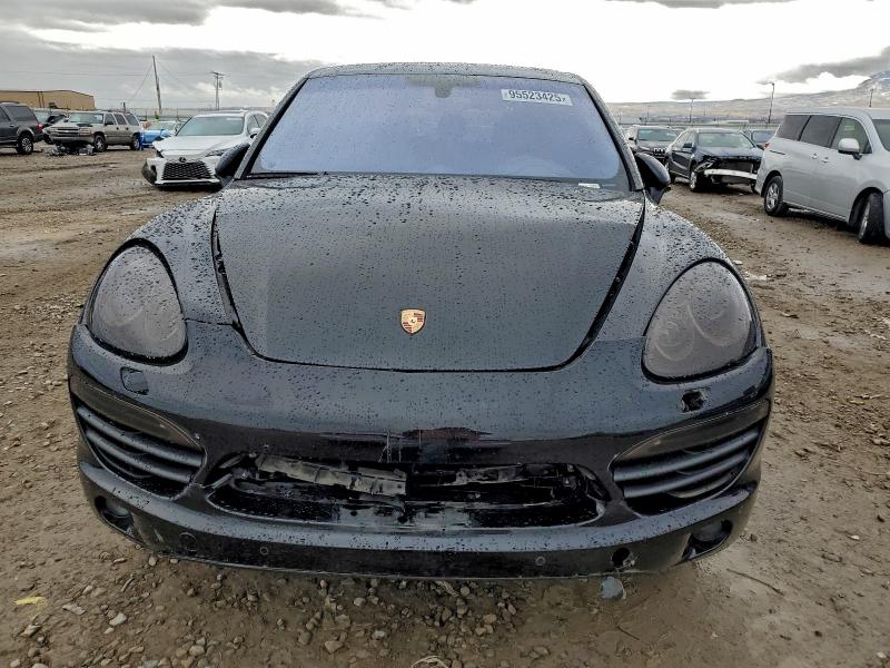 Photo 5 from auction – 2014 PORSCHE CAYENNE S with VIN WP1AE2A2XELA51446