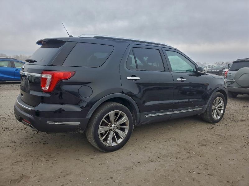Photo 3 from auction – 2018 FORD EXPLORER L with VIN 1FM5K7F81JGB80549