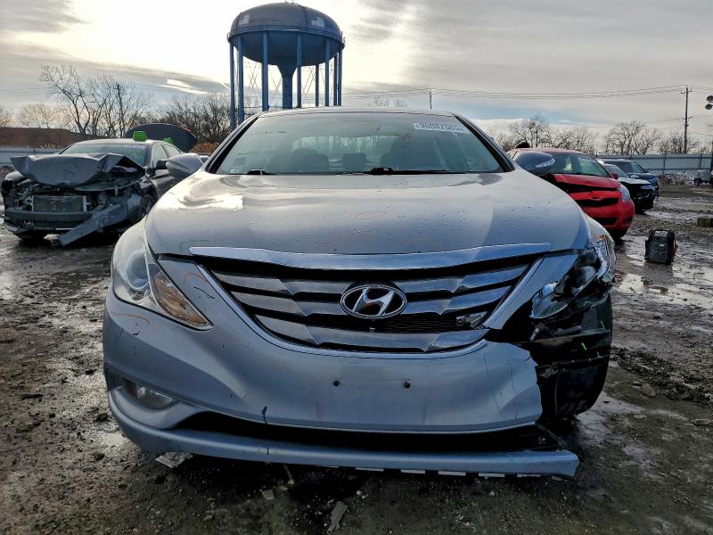 Photo 5 from auction – 2011 HYUNDAI SONATA SE with VIN 5NPEC4AC0BH225103