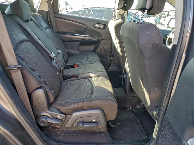 Photo 11 from auction – 2015 DODGE JOURNEY SE with VIN 3C4PDCAB3FT641319