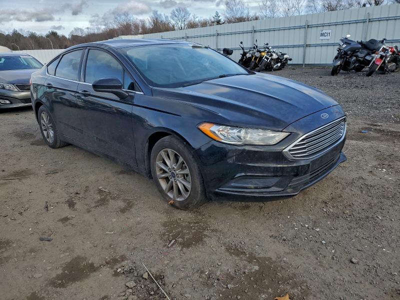 Photo 4 from auction – 2017 FORD FUSION with VIN 3FA6P0HD8HR269314