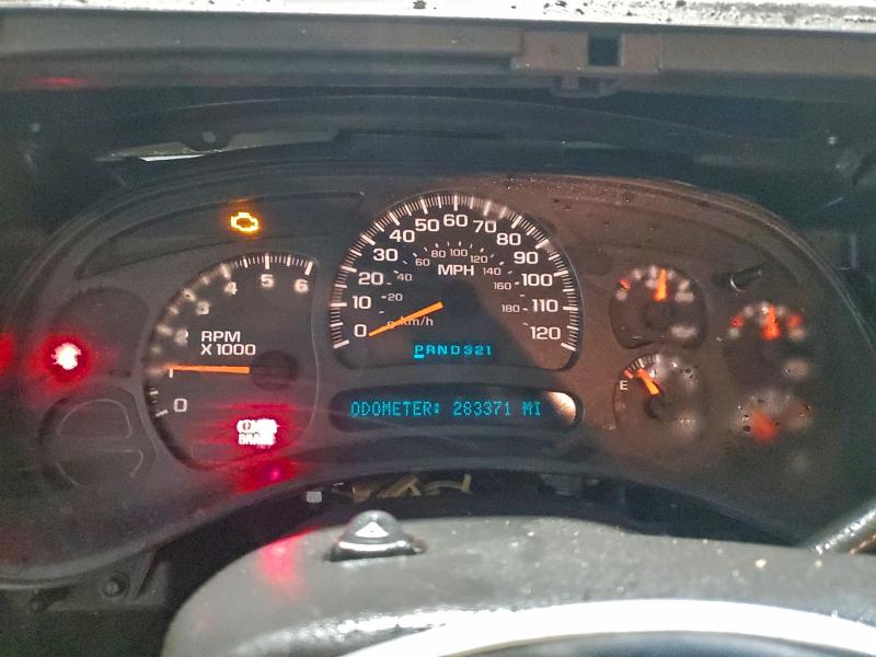 Photo 9 from auction – 2003 CHEVROLET SILVERADO with VIN 1GCEK19T93E126156