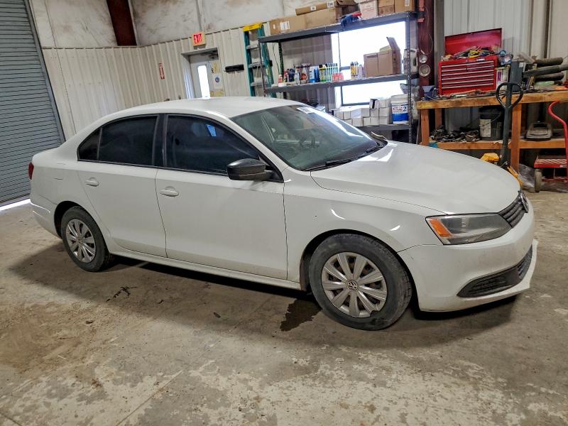 Photo 4 from auction – 2014 VOLKSWAGEN JETTA BASE with VIN 3VW2K7AJ2EM314415