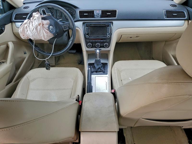 Photo 8 from auction – 2012 VOLKSWAGEN PASSAT SE with VIN 1VWBP7A38CC091671