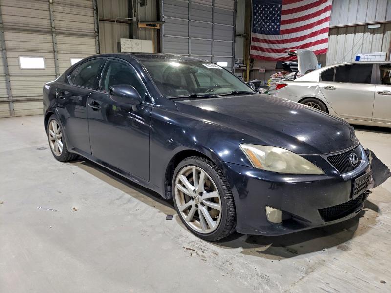 Photo 4 from auction – 2006 LEXUS IS 350 with VIN JTHBE262865008047