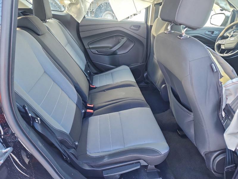 Photo 11 from auction – 2017 FORD ESCAPE S with VIN 1FMCU0F73HUC08119