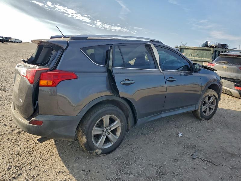 Photo 3 from auction – 2015 TOYOTA RAV4 XLE with VIN 2T3WFREV4FW201499