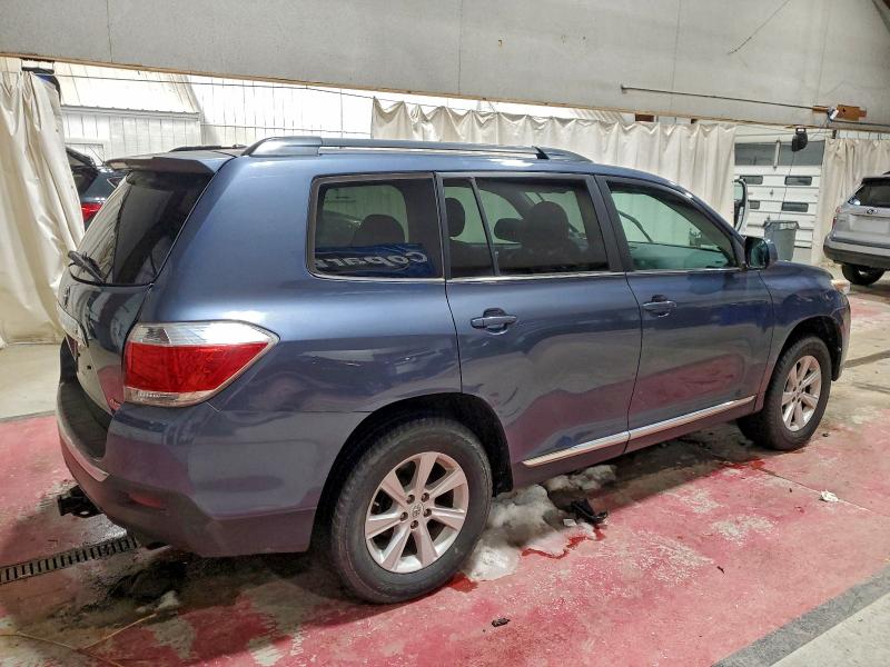 Photo 3 from auction – 2012 TOYOTA HIGHLANDER with VIN 5TDBK3EH5CS141800