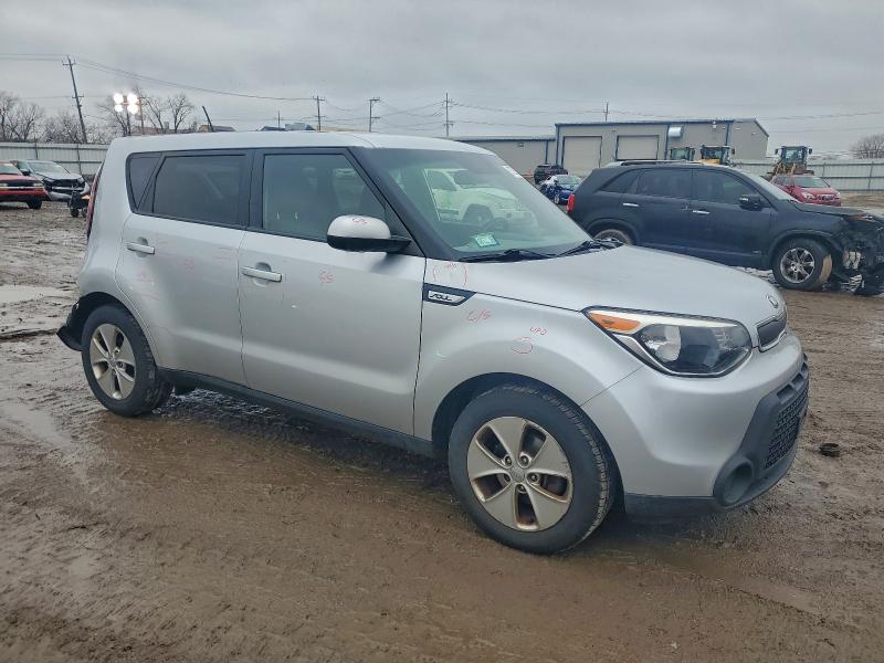 Photo 4 from auction – 2015 KIA SOUL with VIN KNDJN2A25F7790798