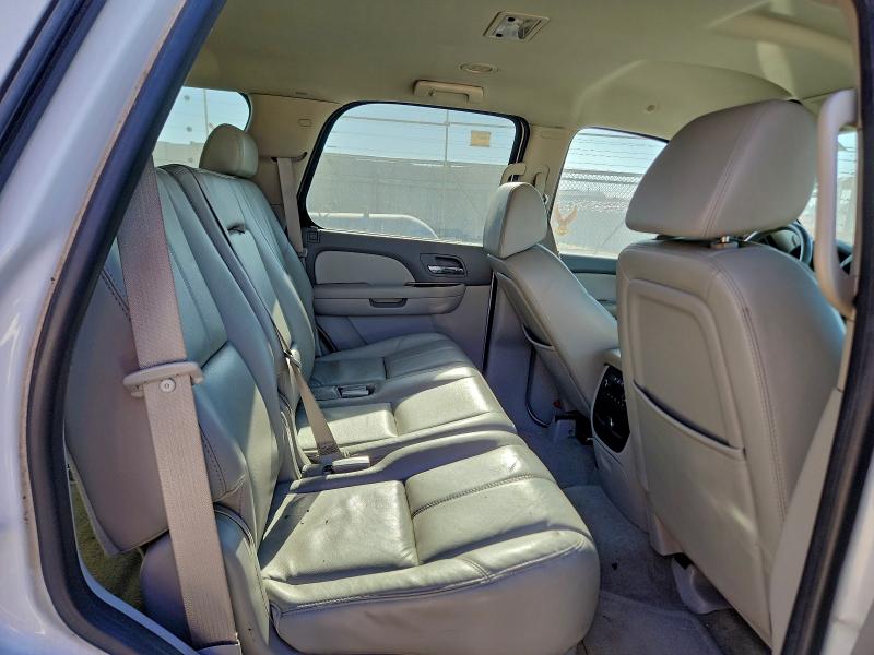 Photo 11 from auction – 2007 CHEVROLET TAHOE K150 with VIN 1GNFK13077J363249