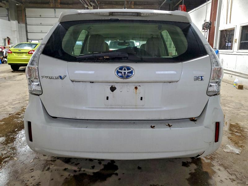 Photo 6 from auction – 2012 TOYOTA PRIUS V with VIN JTDZN3EU6C3152678