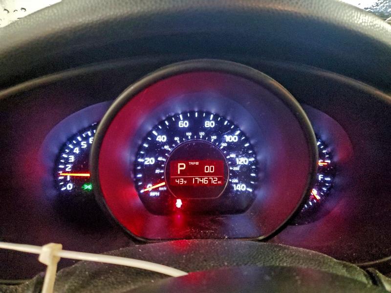 Photo 9 from auction – 2015 KIA SOUL with VIN KNDJN2A27F7113090