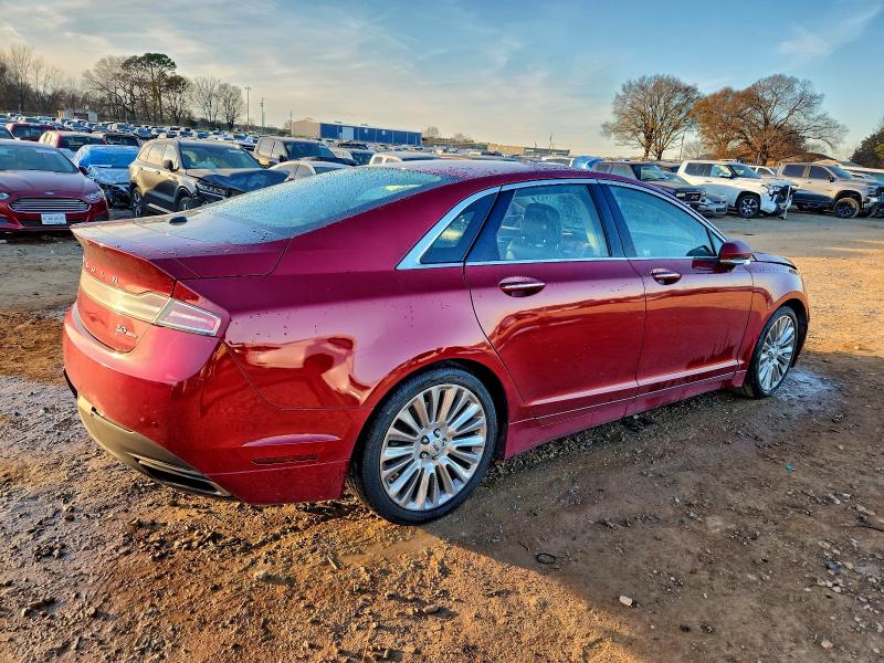 Photo 3 from auction – 2016 LINCOLN MKZ with VIN 3LN6L2G91GR627362