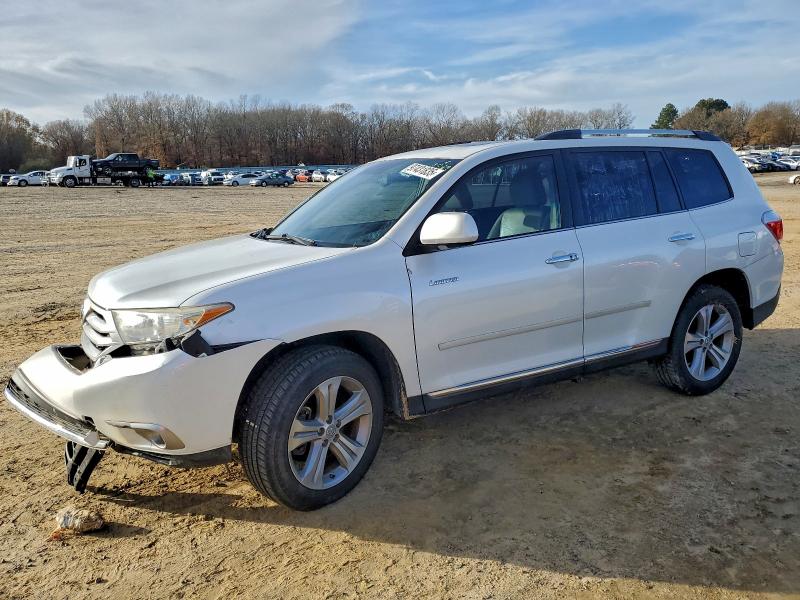 TOYOTA HIGHLANDER 2011 with VIN 5TDYK3EH5BS033766 - Photo from auction