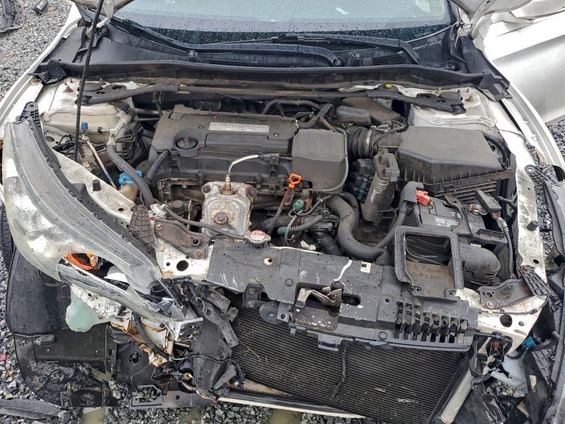 Photo 11 from auction – 2015 HONDA ACCORD EXL with VIN 1HGCR2F87FA084172