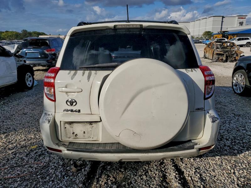 Photo 6 from auction – 2011 TOYOTA RAV4 with VIN 2T3BF4DV0BW082931
