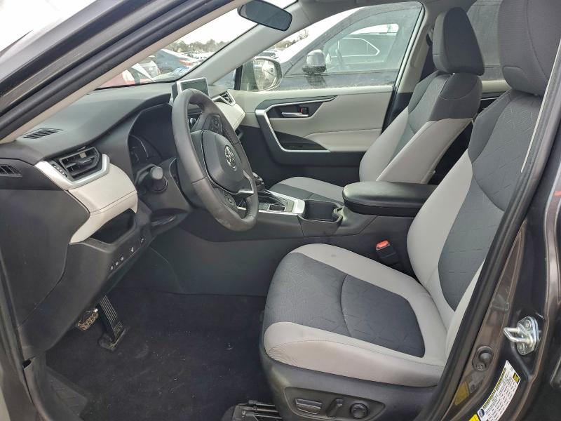 Photo 7 from auction – 2023 TOYOTA RAV4 XLE with VIN 2T3P1RFV3PC363189