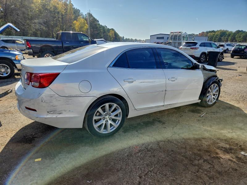 Photo 3 from auction – 2015 CHEVROLET MALIBU 2LT with VIN 1G11D5SL0FU151962