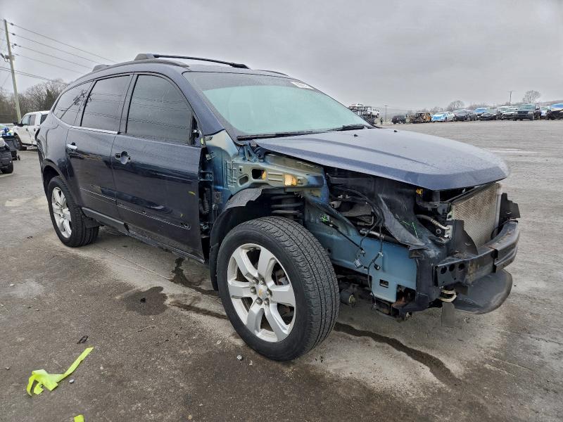 Photo 4 from auction – 2016 CHEVROLET TRAVERSE L with VIN 1GNKRGKD0GJ169292