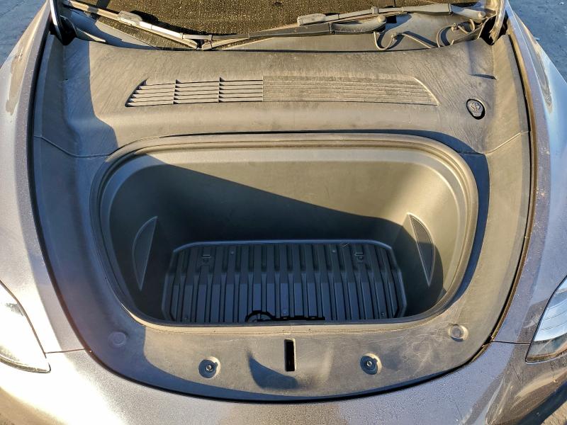 Foto 11 de la subasta – 2021 TESLA MODEL Y con VIN 5YJYGDEE3MF131084