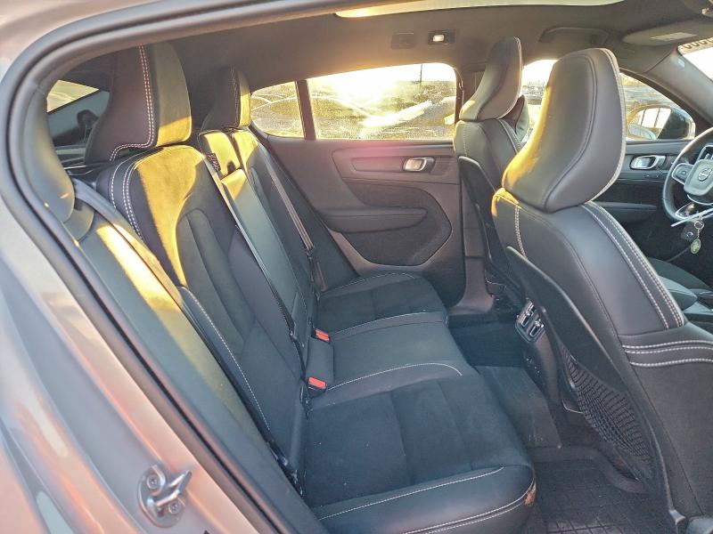 Photo 11 from auction – 2023 VOLVO C40 RECHAR with VIN YV4ED3GM5P2050439