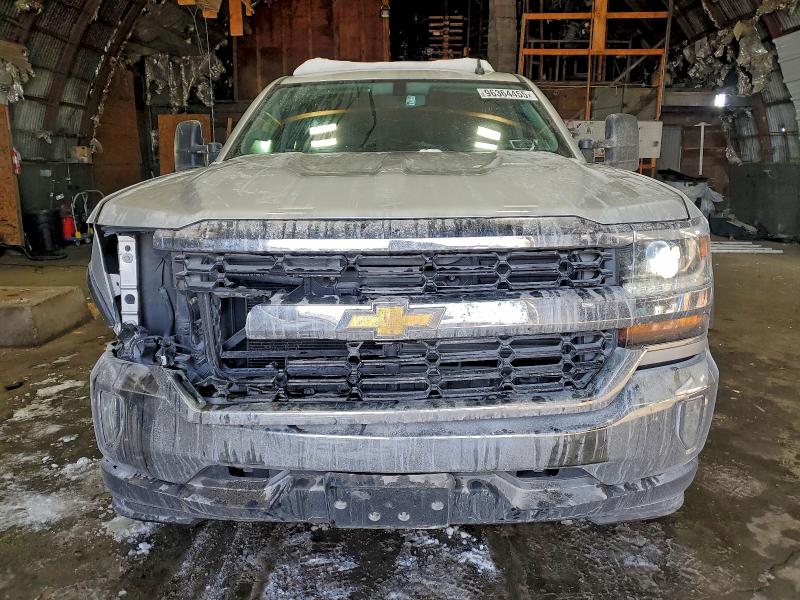 Photo 5 from auction – 2017 CHEVROLET SILVERADO with VIN 3GCUKREC2HG192516