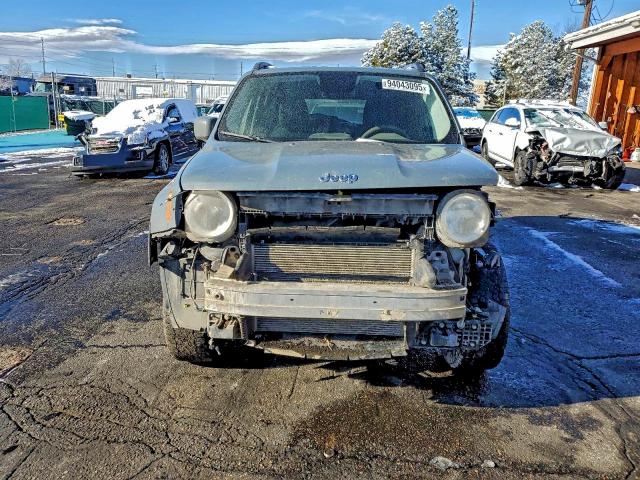 Photo 5 from auction – 2017 JEEP RENEGADE L with VIN ZACCJBBB5HPG25164