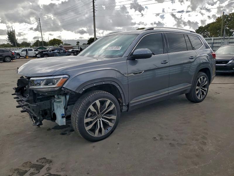 VOLKSWAGEN ATLAS SEL 2023 with VIN 1V2FR2CA9PC542947 - Photo from auction