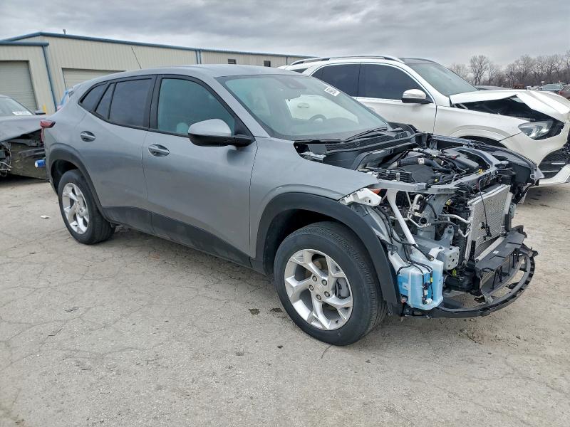 Photo 4 from auction – 2024 CHEVROLET TRAX LS with VIN KL77LFE25RC077491