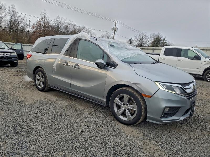 Photo 4 from auction – 2018 HONDA ODYSSEY EX with VIN 5FNRL6H76JB086002