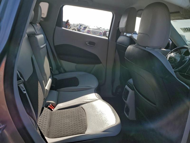 Photo 11 from auction – 2019 JEEP COMPASS LA with VIN 3C4NJCBB9KT746200
