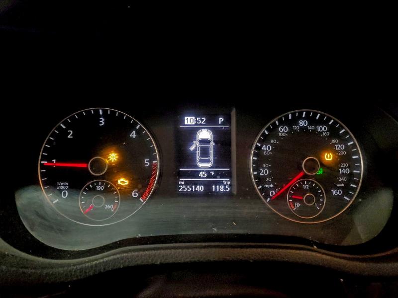 Photo 9 from auction – 2015 VOLKSWAGEN PASSAT SEL with VIN 1VWCV7A38FC057535