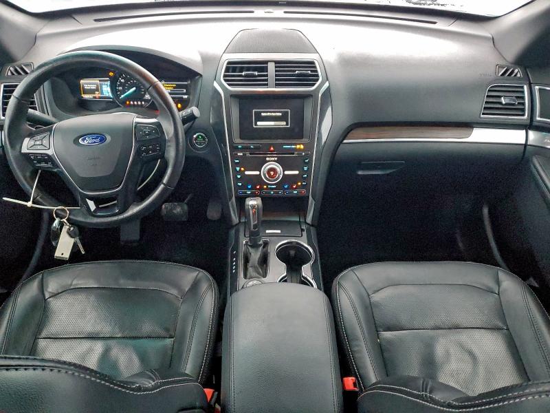 Photo 8 from auction – 2016 FORD EXPLORER L with VIN 1FM5K8F86GGC55812