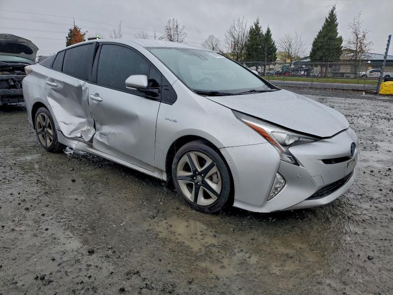 Photo 4 from auction – 2018 TOYOTA PRIUS with VIN JTDKARFU9J3549099