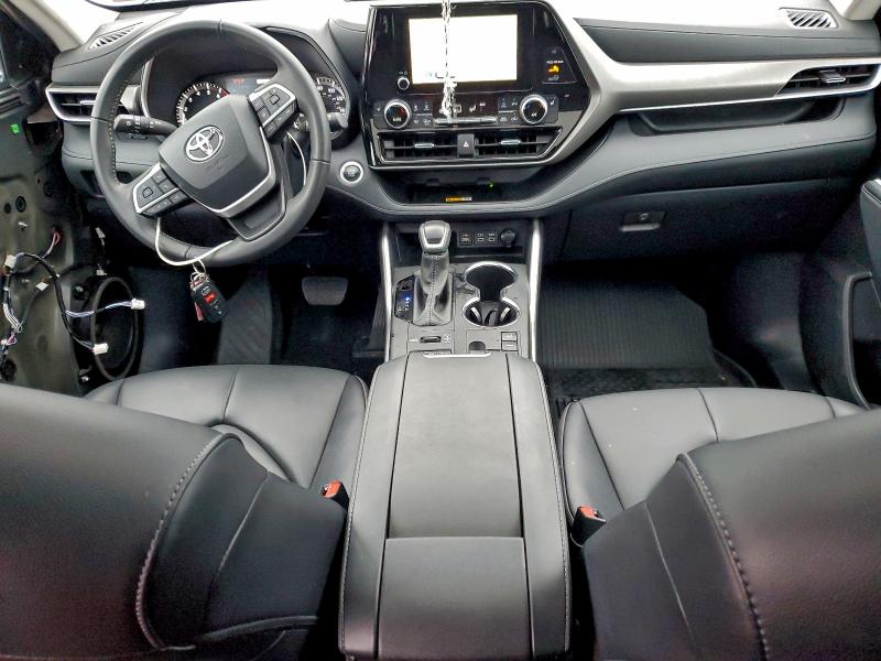 Photo 8 from auction – 2024 TOYOTA HIGHLANDER with VIN 5TDKDRBH7RS560287