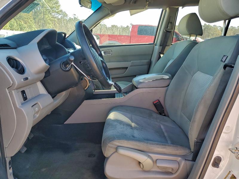 Zdjęcie 7 z aukcji – 2015 HONDA PILOT LX z VIN 5FNYF3H20FB004147