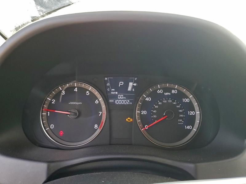 Photo 9 from auction – 2012 HYUNDAI ACCENT GLS with VIN KMHCU5AE0CU031105