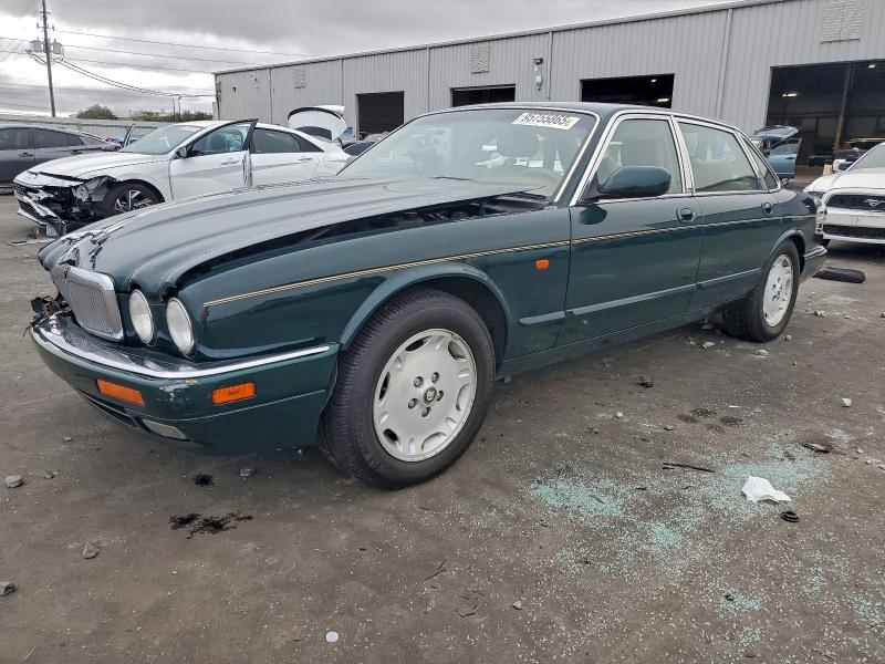 JAGUAR XJ6 1995 with VIN SAJHX1749SC743577 - Photo from auction