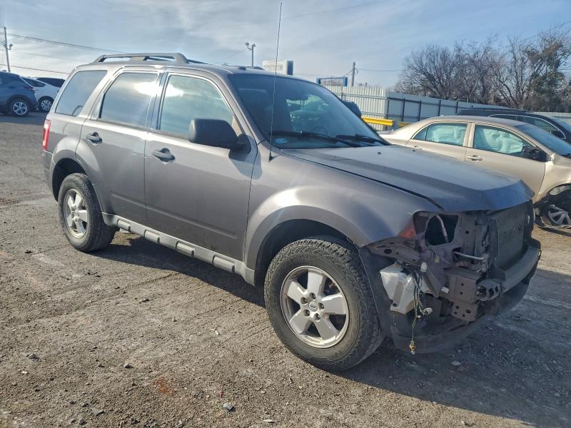 Photo 4 from auction – 2011 FORD ESCAPE XLT with VIN 1FMCU0D7XBKB90837