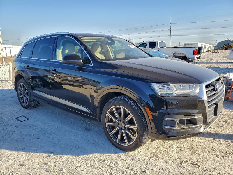 Photo 4 from auction – 2017 AUDI Q7 PREMIUM with VIN WA1LAAF70HD027654