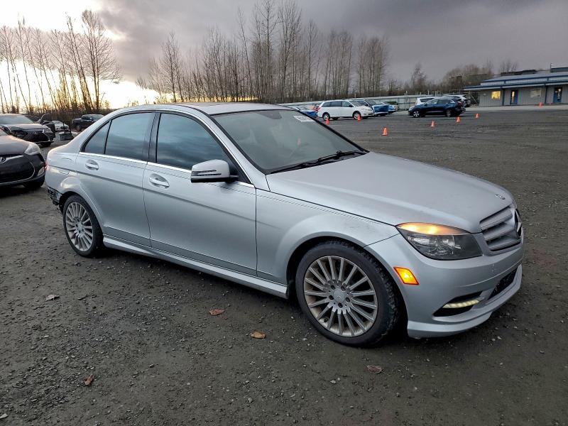 Photo 4 from auction – 2011 MERCEDES-BENZ C 300 with VIN WDDGF5EB2BF630886