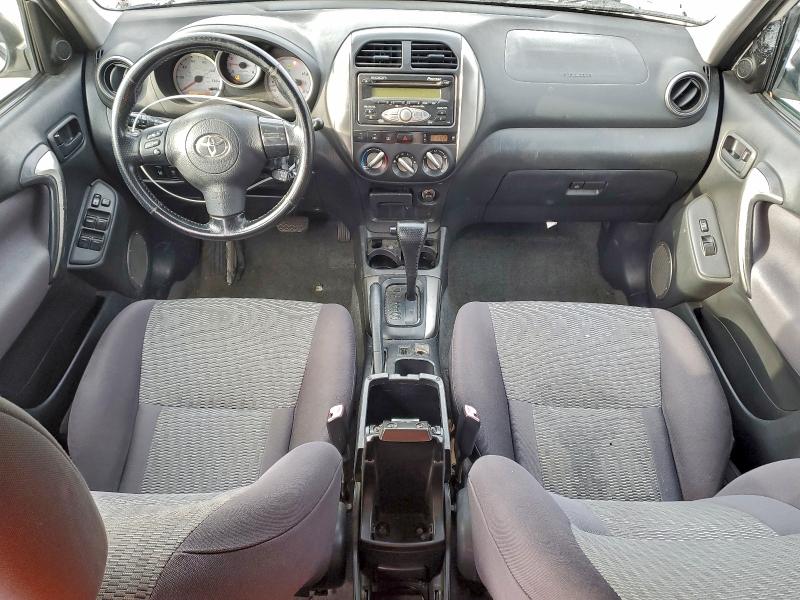 Foto 8 de la subasta – 2005 TOYOTA RAV4 con VIN JTEGD20VX50083966