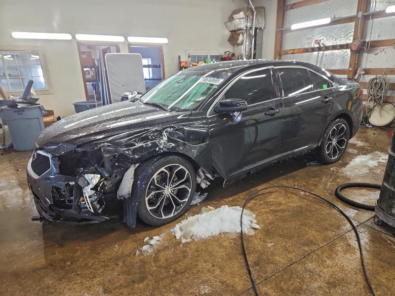 FORD TAURUS SHO 2015 with VIN 1FAHP2KT4FG174676 - Photo from auction