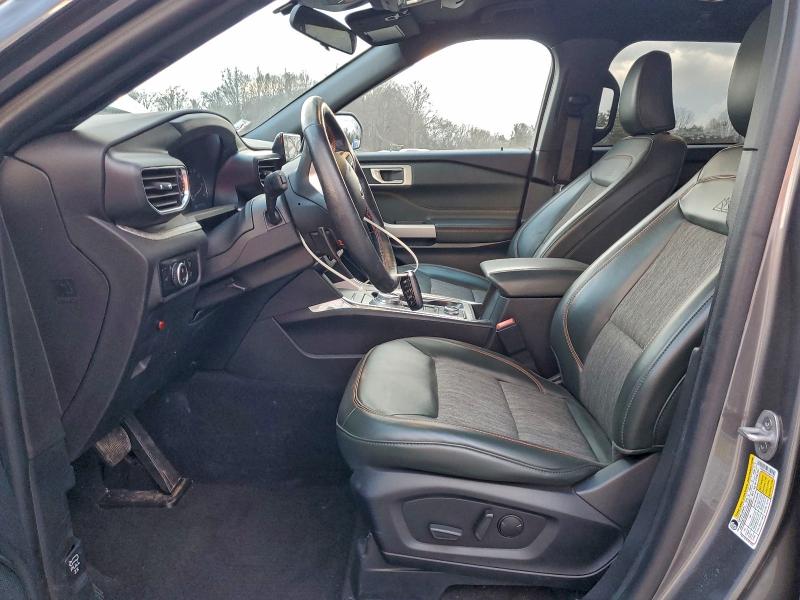 Photo 7 from auction – 2023 FORD EXPLORER T with VIN 1FMSK8JH7PGB48195